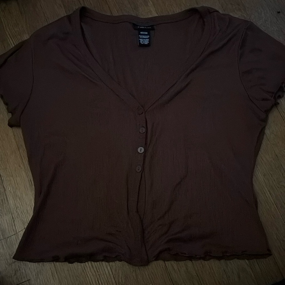 brown rue 21 button down top with ruffle detailing